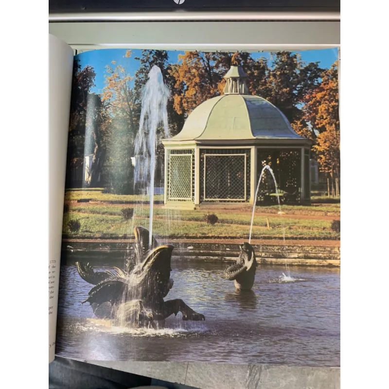PETRODVORETS PETERHOF: PALACE, GARDENS, FOUNTAINS, SCULPTURES - ABRAM RASKIN 797261