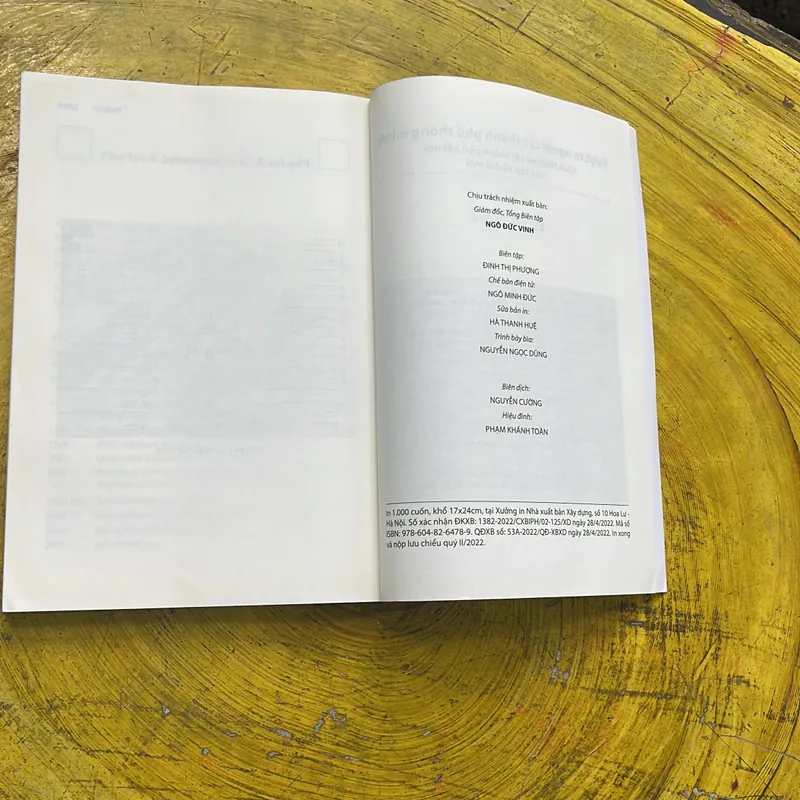 VƯỢT RA NGOÀI CÁC THÀNH PHỐ THÔNG MINH- TIM CAMPBELL 674344