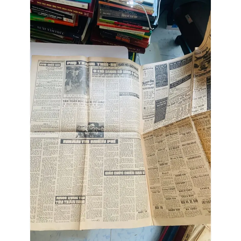 Báo Miền Nam xưa trắng đen phát hành thứ 3- 29/04/1975  752752