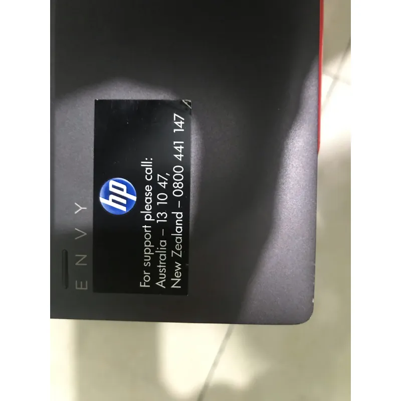 Laptop HP ENVY JOEY 004 WIN10 8G AMD 703737