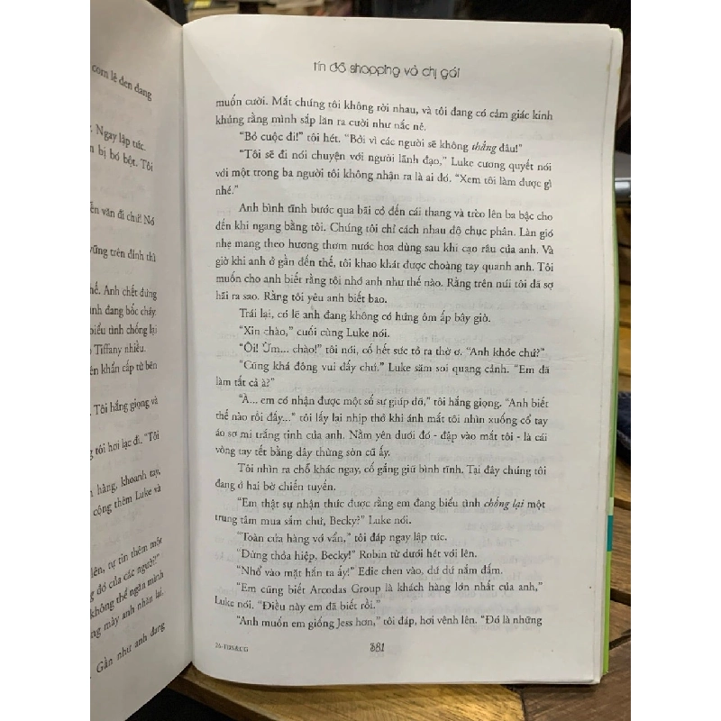 Tín đồ shopping và chị gái -Sophie kinsella 746620