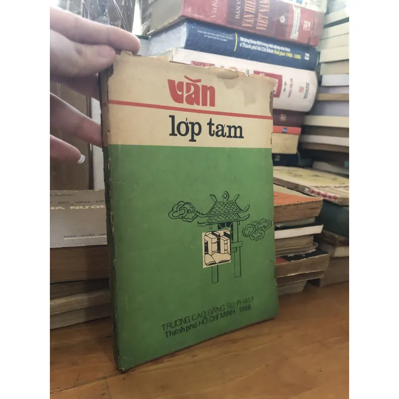 Văn lớp tám 1040261