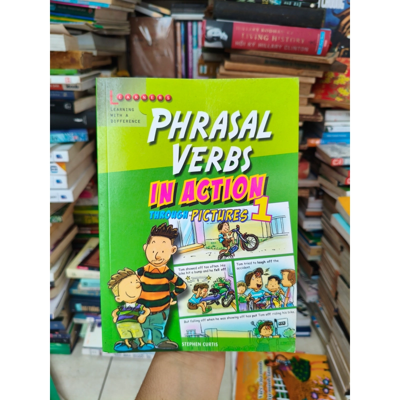 Phrasal verbs in action through pictures 🌱 518031