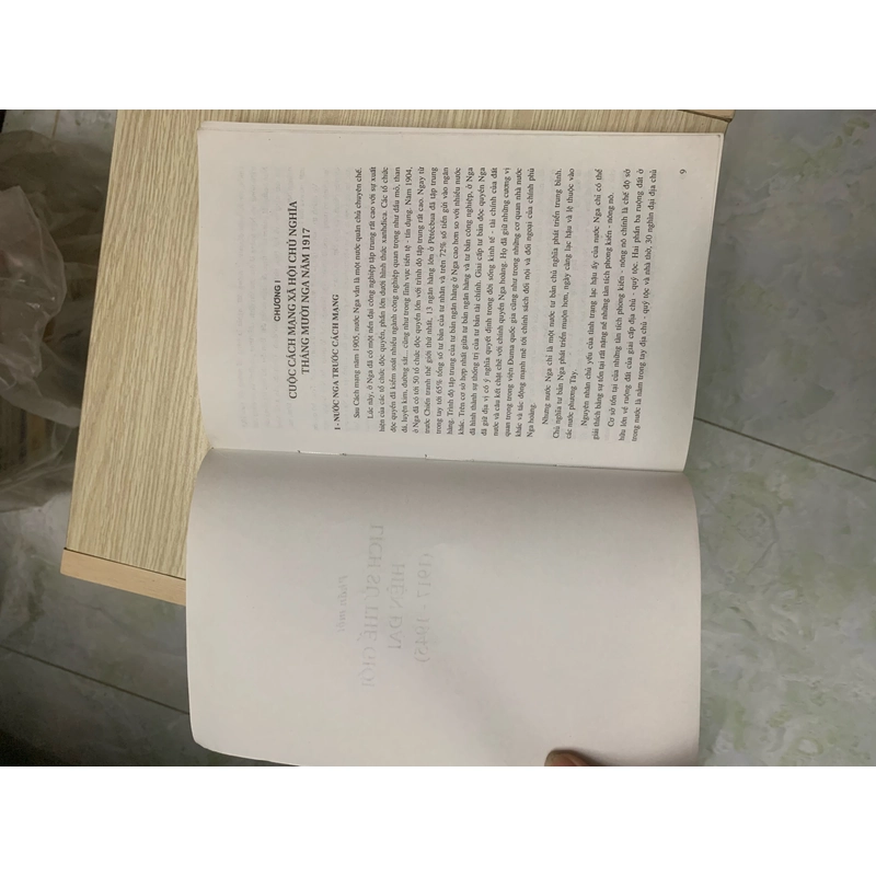 Sách Lịch sử thế giới hiện đại 533548