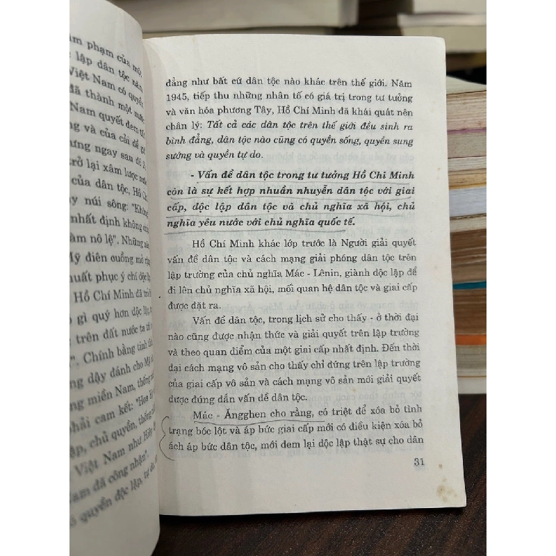 Hỏi đáp môn tư tưởng Hồ Chí Minh -NXB ĐHQGHN 797224