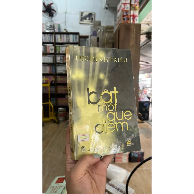 Bật một que diêm 132030