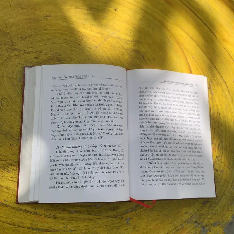 NHỮNG NGƯỜI ĐI TÌM LỬA- TẠ DUY ANH CHỦ BIÊN  780592