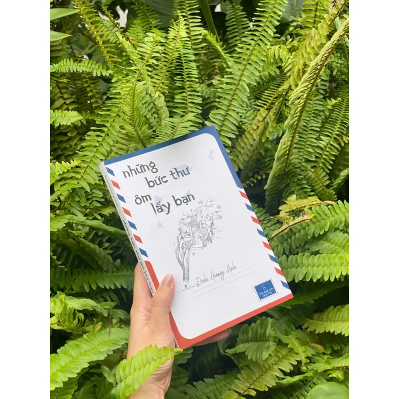 NHỮNG BỨC THƯ ÔM LẤY BẠN 711523