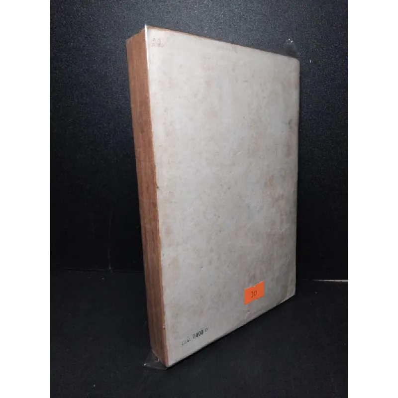 Các hung thần lên cơn khát mới 60% bẩn bìa, ố vàng, tróc gáy Anatole France HCM2603 VĂN HỌC 414904