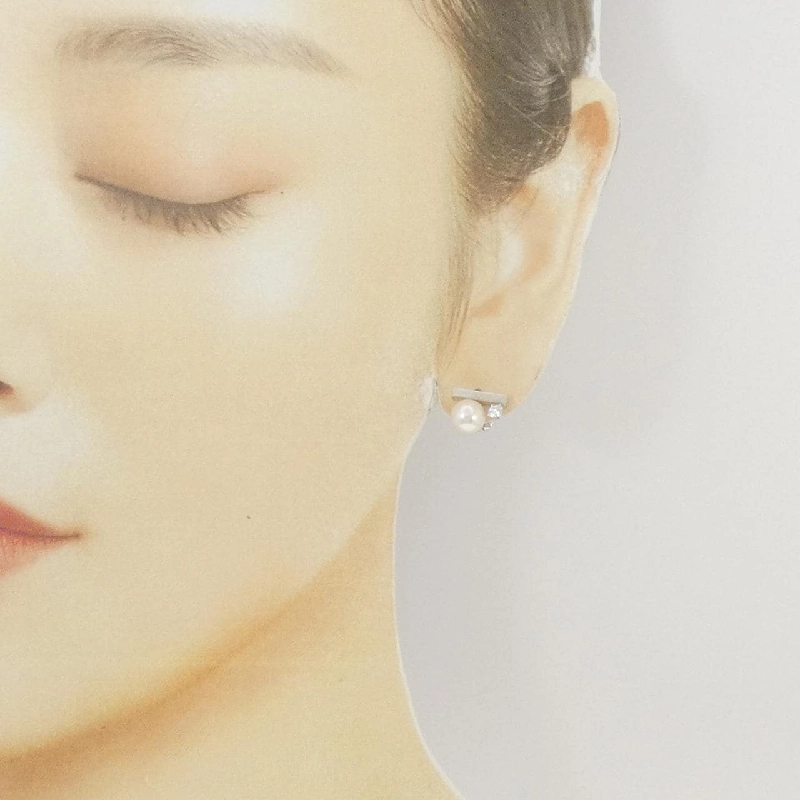 Bông tai lớp cân bằng nhỏ Tasaki 6.6mm 665788