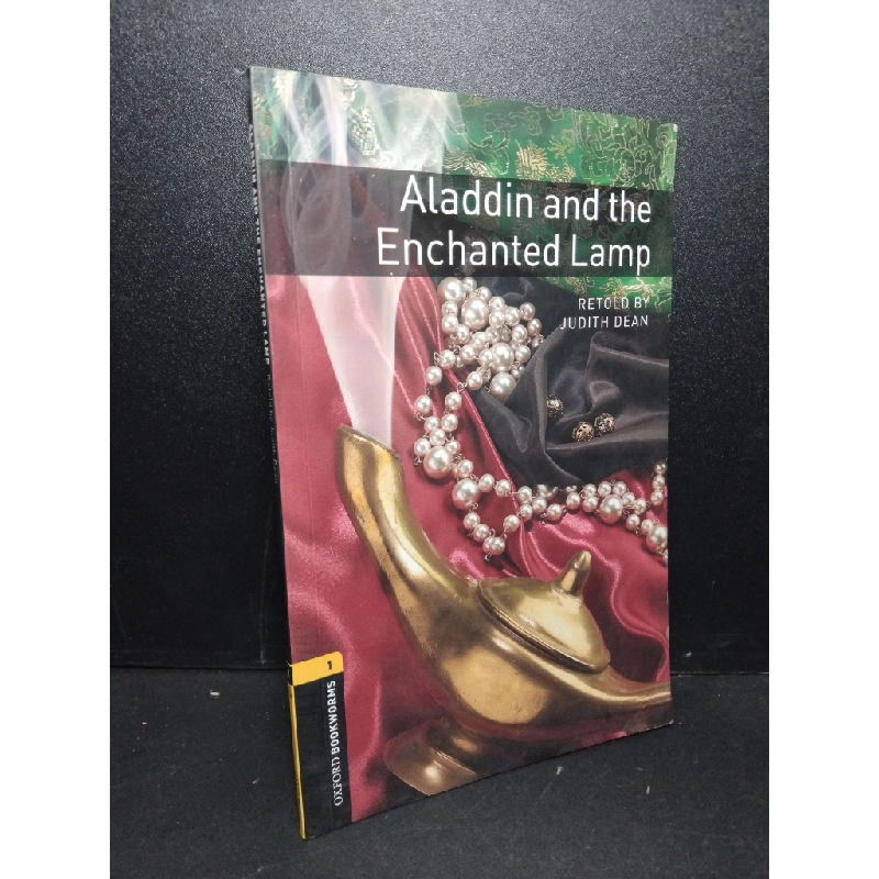 Aladdin and the enchanted lamp mới 70% bẩn nhẹ, chữ viết nhiều, vết mực vẽ Judith Dean HCM2103 NGOẠI VĂN Blogmeo 27525 464994