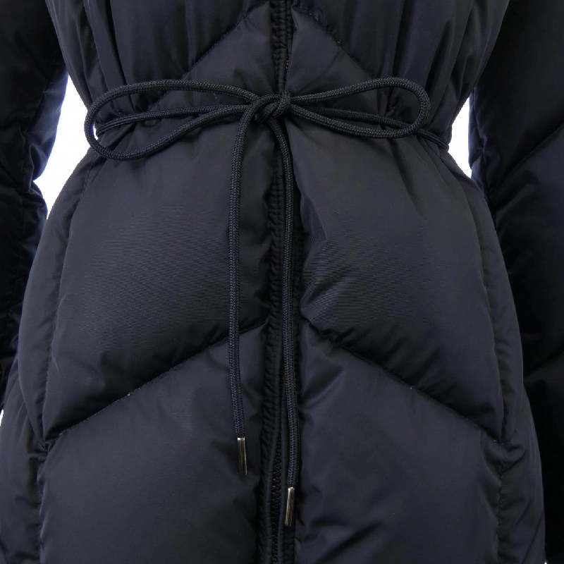 Áo khoác lông vũ MONCLER ROELAN 630345