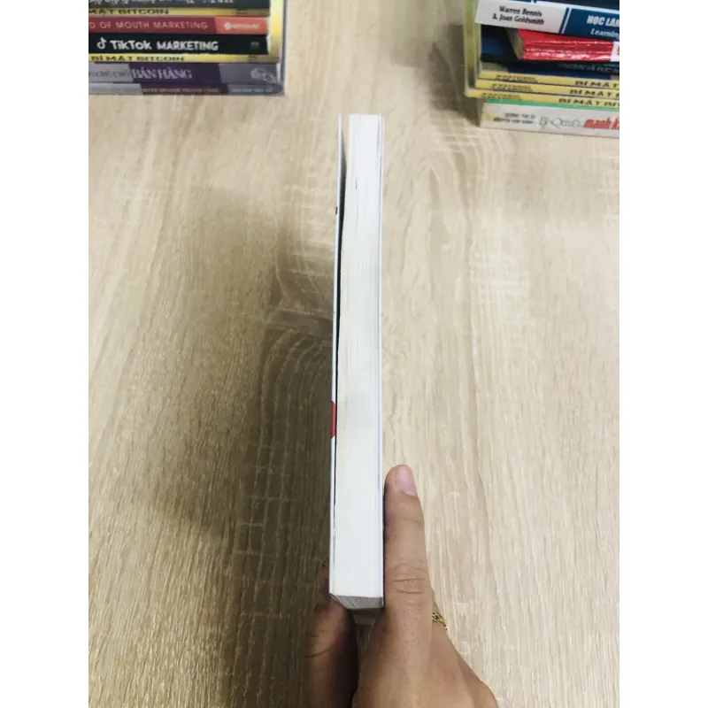 DẪN DẮT NGƯỜI DÙNG - Bốn bước để đưa sản phẩm đầu thị trường  1020258