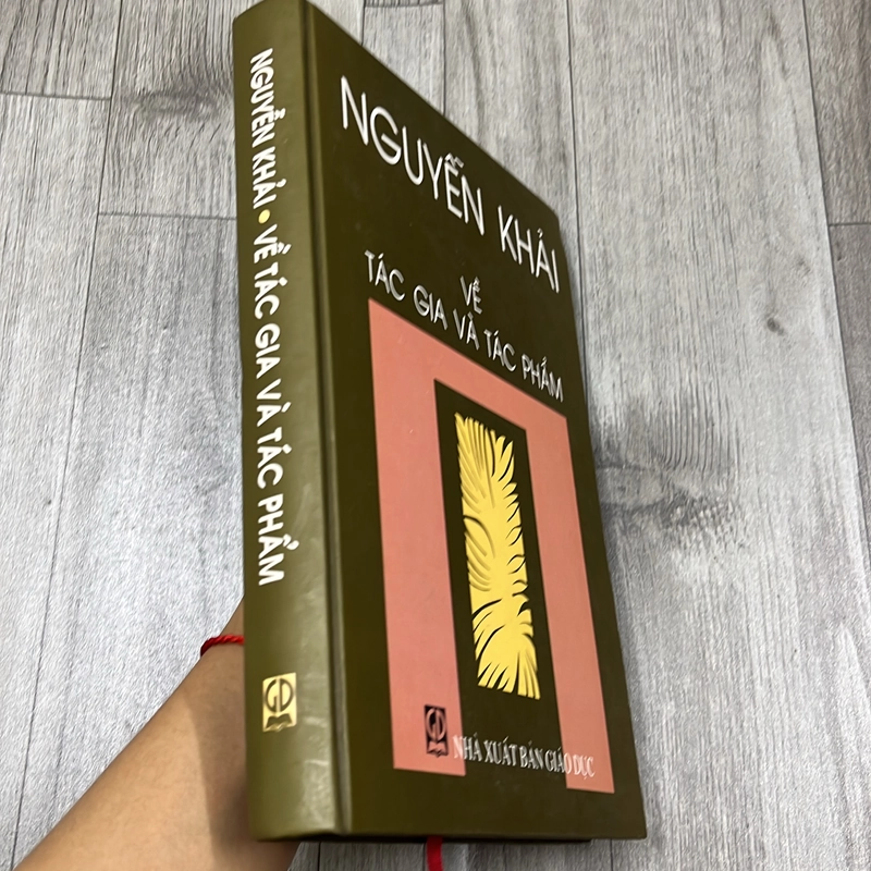 Nguyễn khải về tác gia và tác phẩm. 9b4 545024