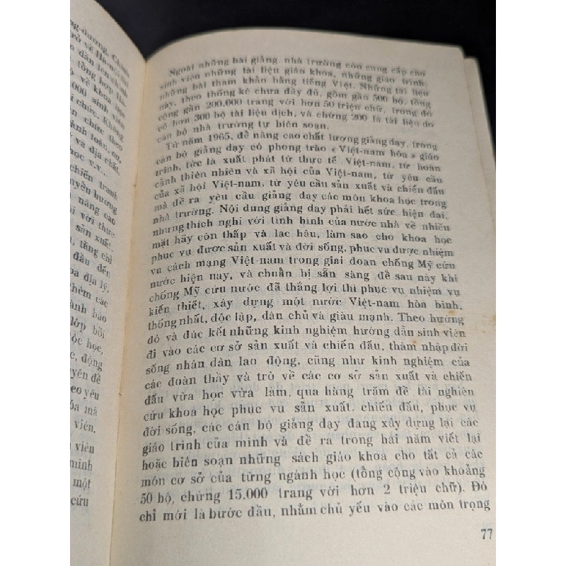 Tiếng việt và dạy đại học bằng tiếng việt - nhiều tác giả 713755
