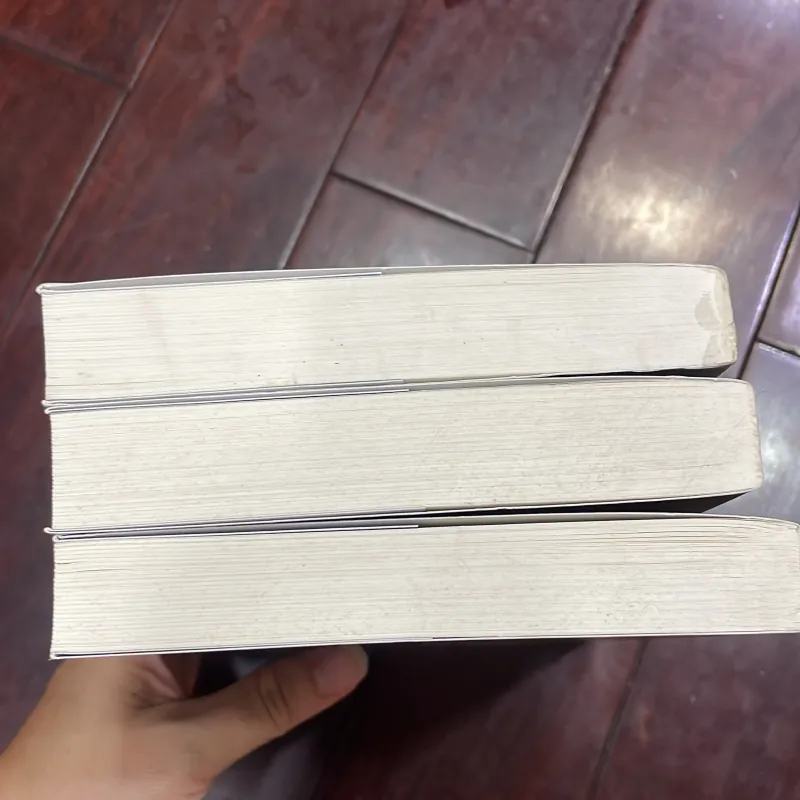NAOMI NOVIK : bộ 3 cuốn : HỌC VIỆN MA THUẬT SCHOLOMANCE VÀ phần 2,3 tiếp theo 1035223