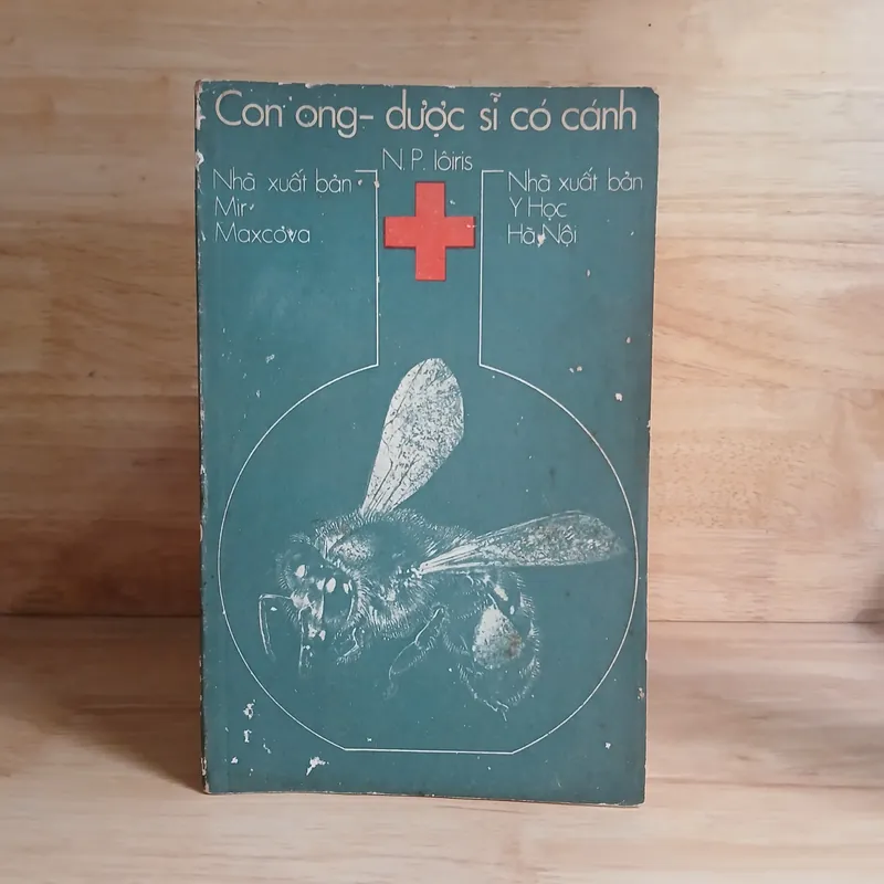 Con Ong - Dược Sĩ Có Cánh (Gs,Ts Đỗ Tất Lợi dịch) 559841