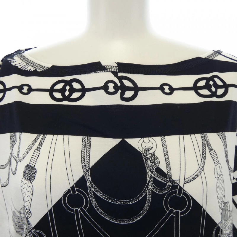 Áo thun HERMES CLIQUETIS 2E4601DP - Hàng hiệu Chính hãng 633367