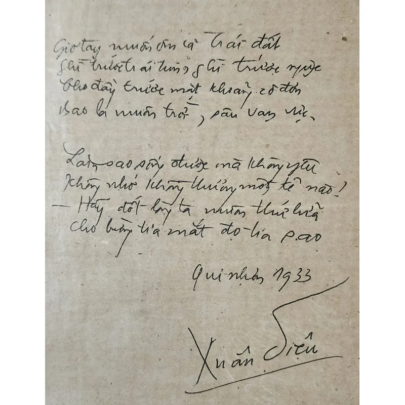 Thơ Xuân Diệu: DÂY CHÙM THƯƠNG NHỚ 720741