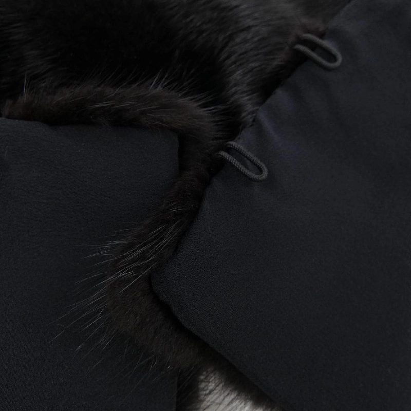 FENDI FNG488 A6GG F0GME - Hàng hiệu Authentic 832140