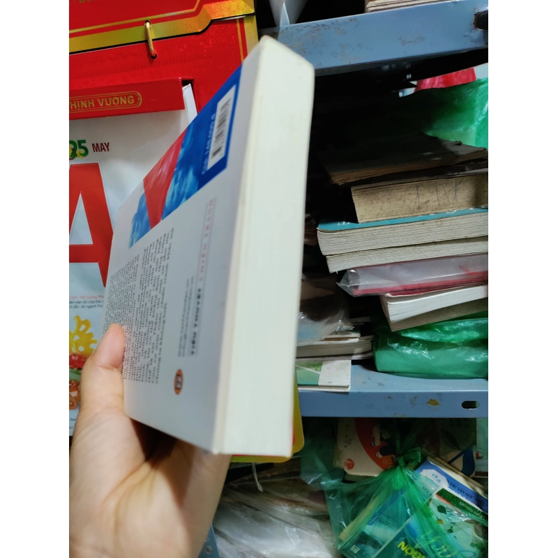 Chiến tranh k có khuôn mặt phụ nữ 444214