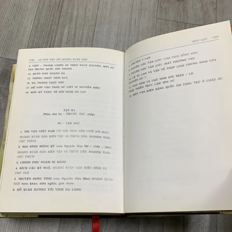 Hoàng xuân hãn - la sơn yên hồ. Bộ 3 tập. 4b4 755371