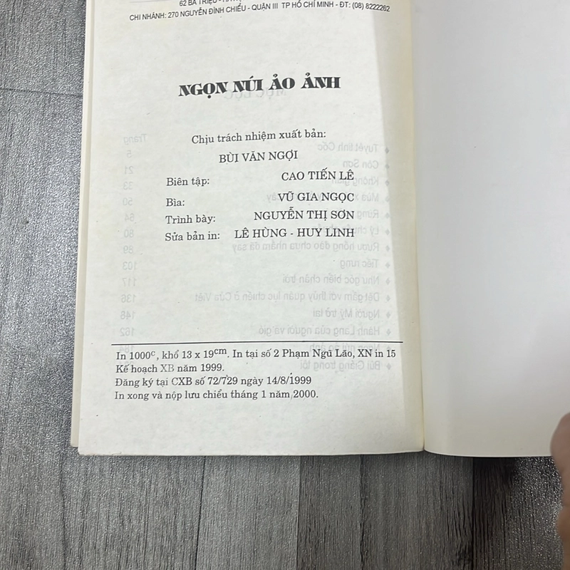 Ngọn núi ảo ảnh- Hoàng Phủ Ngọc Tường. 2a2 521793