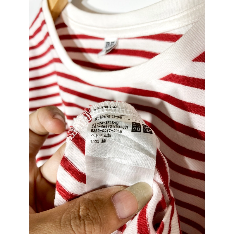 Áo Thun Kẻ Sọc Màu Đỏ Nhật Brand Uni , chất cotton 

 479571