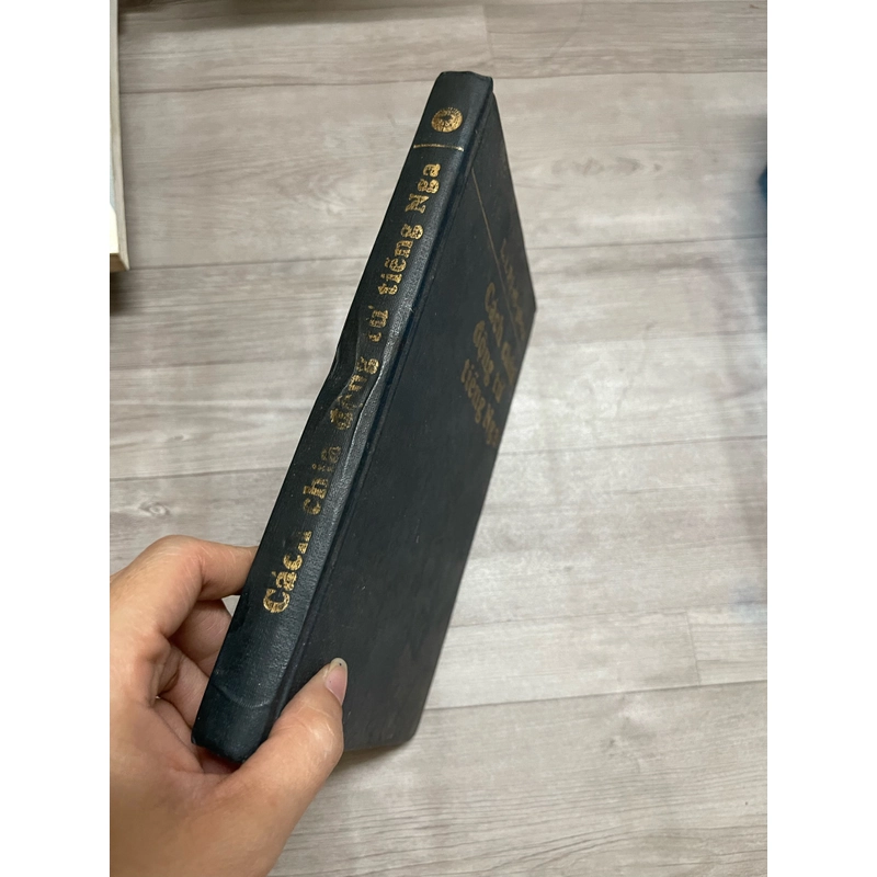 Cách chia động từ tiếng Nga in năm 1983 362073