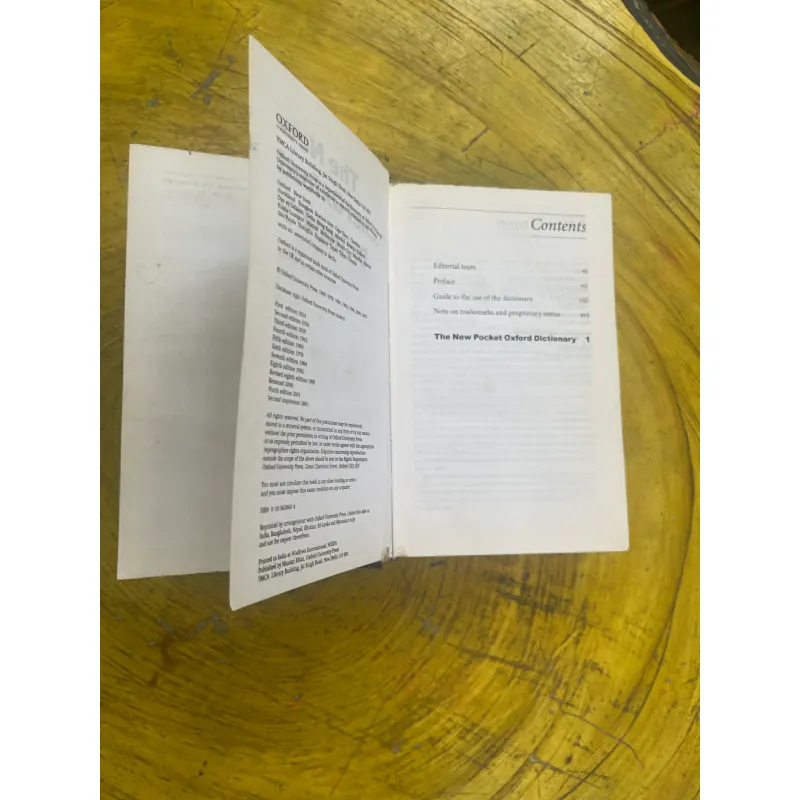 THE NEW POCKET OXFORD DICTIONARY 731925