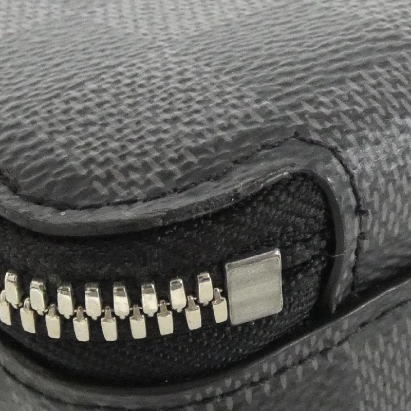 Túi xách vai Louis Vuitton Damier Graphite Alpha Wearable Wallet N60418 - Hàng hiệu Chính hãng 768111