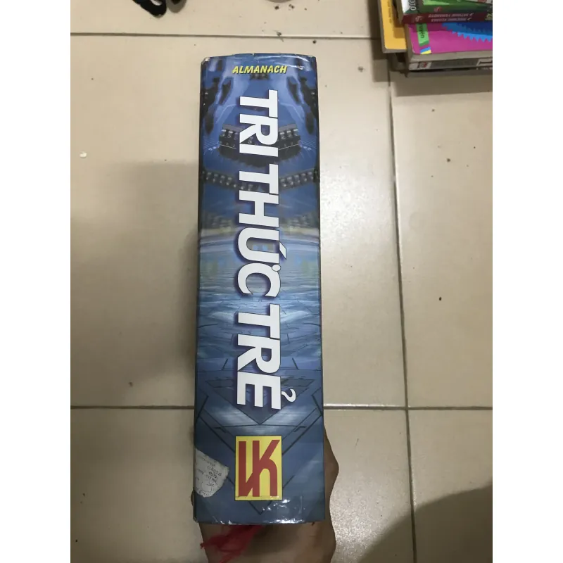 ALMANACH Tri Thức Trẻ  (c) 1026286