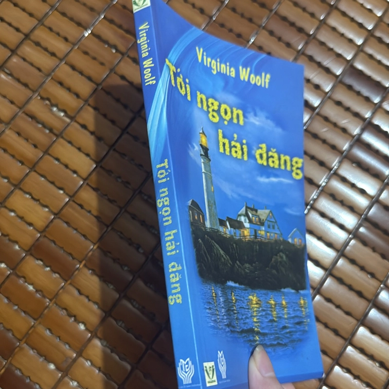 Tới ngọn hải đăng - Virginia Woolf 523319