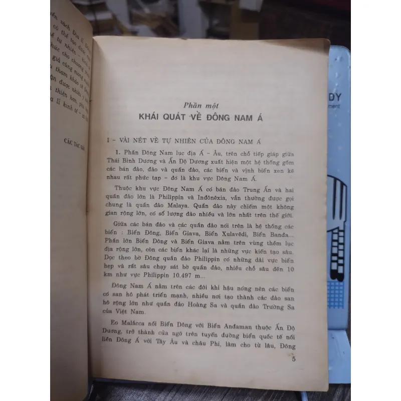 Sách: Địa lý Đông Nam Á - Những vấn đề kinh tế xã hội (A1) 749504