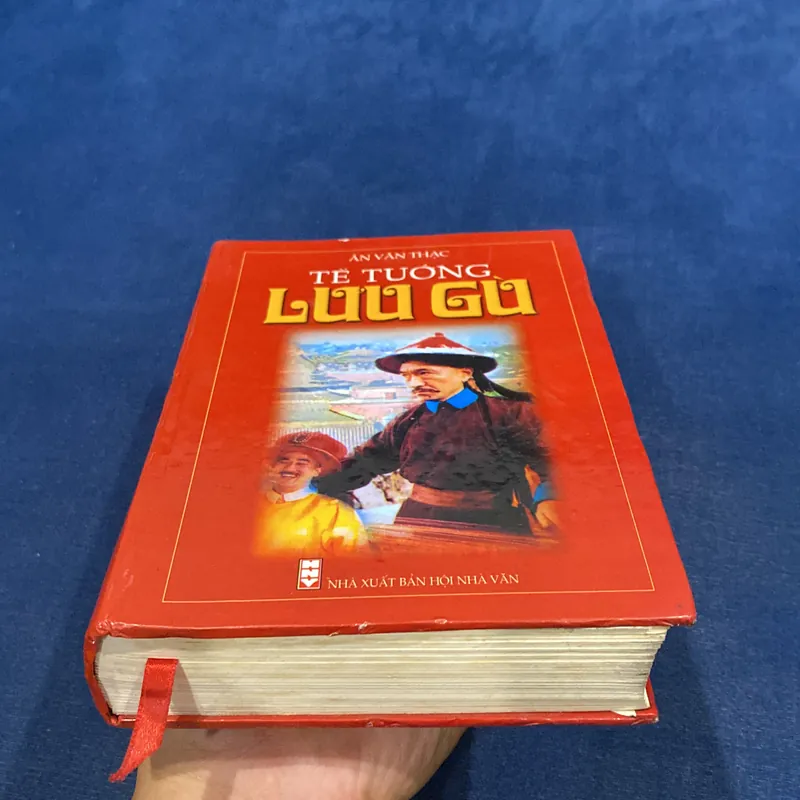 TỂ TƯỚNG LƯU GÙ, bản bìa cứng (XB 2001) 593511
