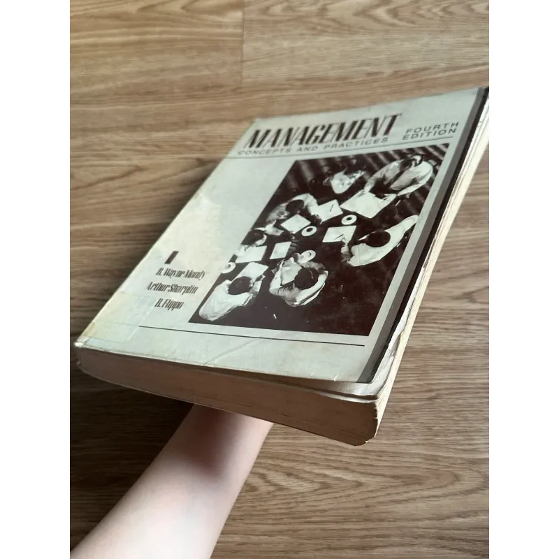 Management Concepts and Practices - Louis E. Boone & David L. Kurtz 787556