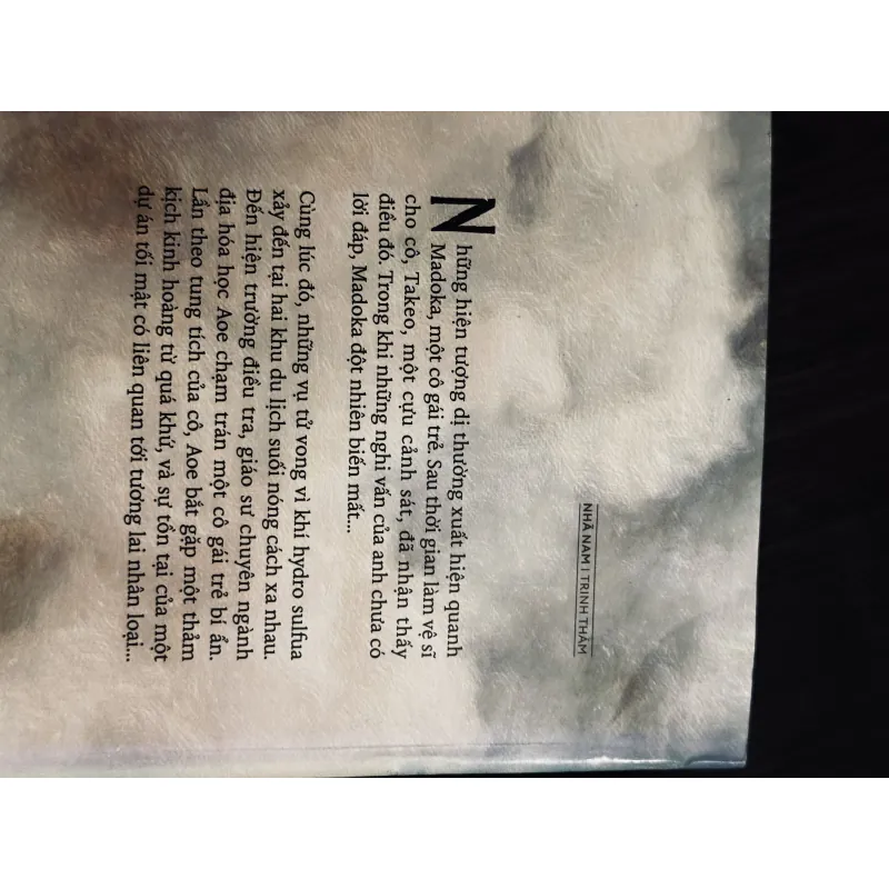 Ma nữ của Laplace 745409