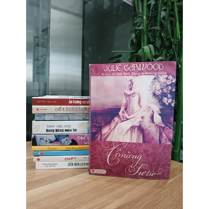 Cô nàng Sư tử – Julie Garwood 553580