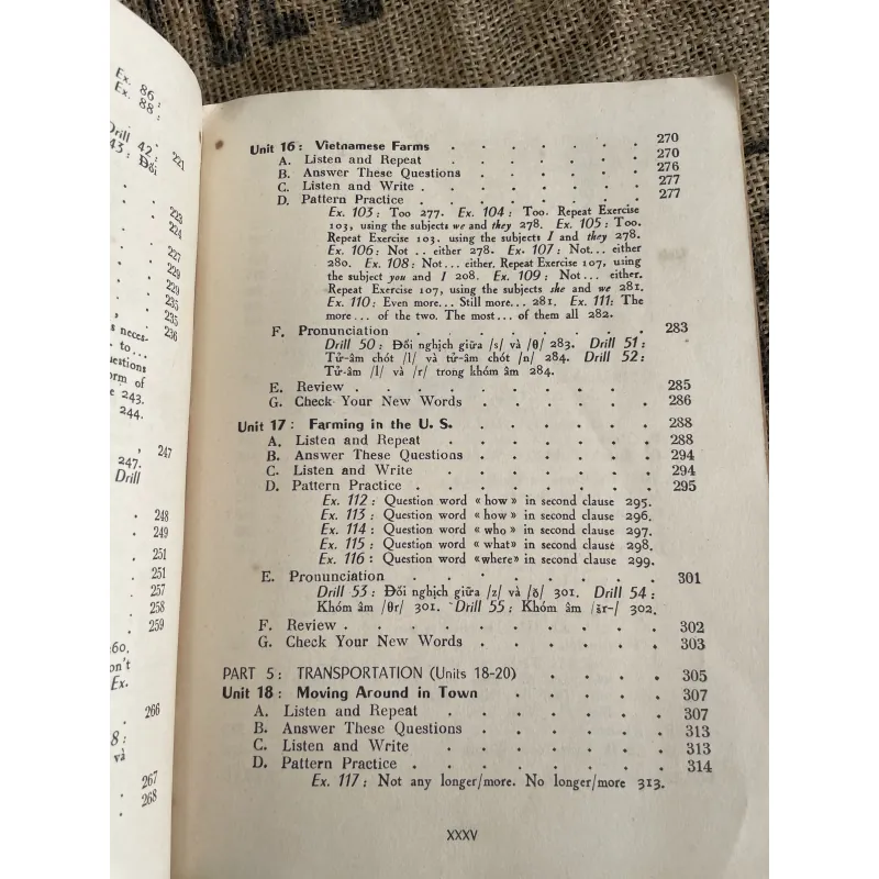 Anh ngữ đệ lục 2; 1966 1013122