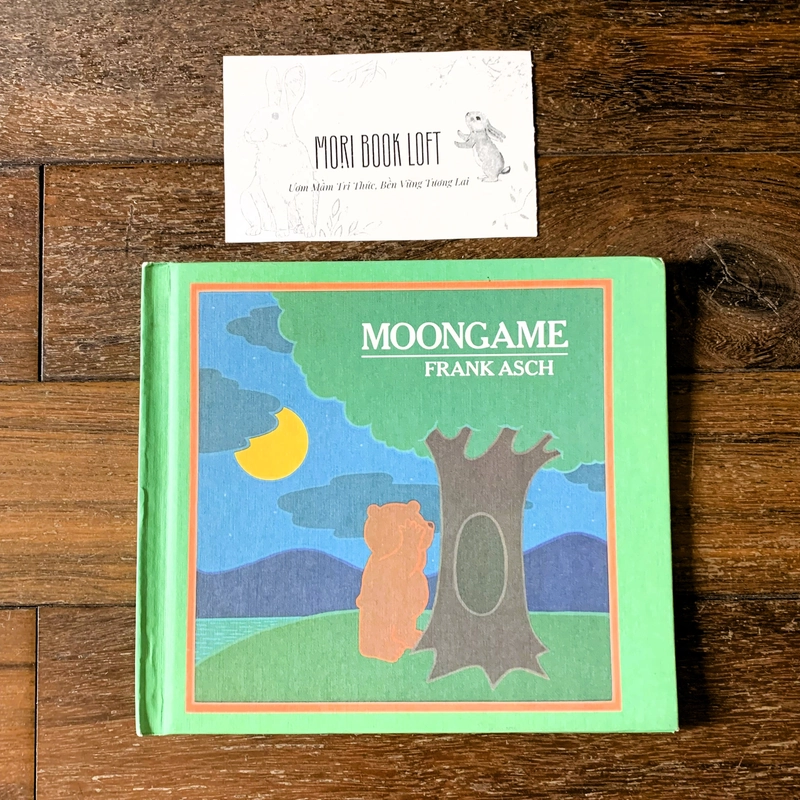 Sách tranh tiếng anh Moongame, Used, Bìa cứng 479267