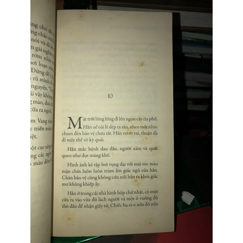 Vào cõi - Nguyễn Bình Phương  1018611