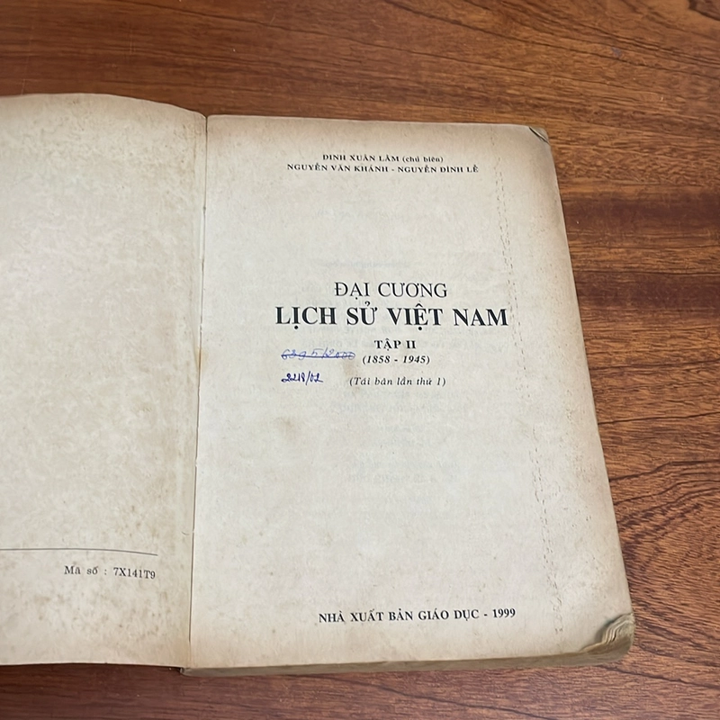 II Đại Cương: Lịch Sử Việt Nam (Tập 2) - 1999 501616