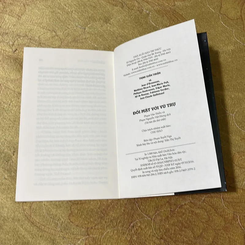 COMBO TRỊNH XUÂN THUẬN: GIAI ĐIỆU BÍ ẨN VÀ CON NGƯỜI ĐÃ TẠO RA VŨ TRỤ & ĐỐI MẶT VỚI VŨ TRỤ 736482