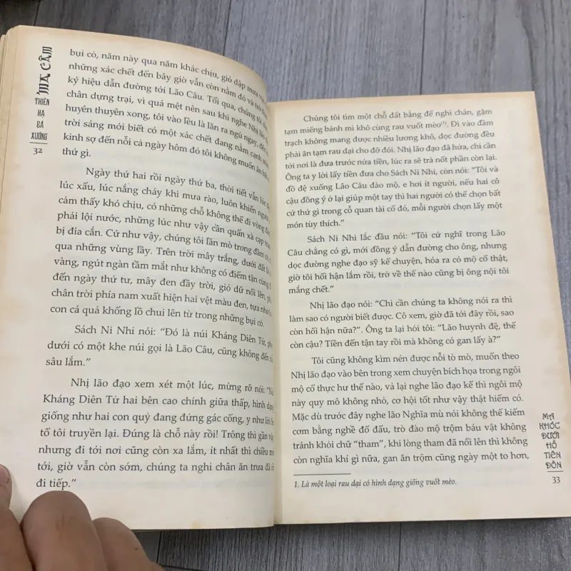 Sách ma khóc dưới hồ tiên đôn. 4a4 1009184