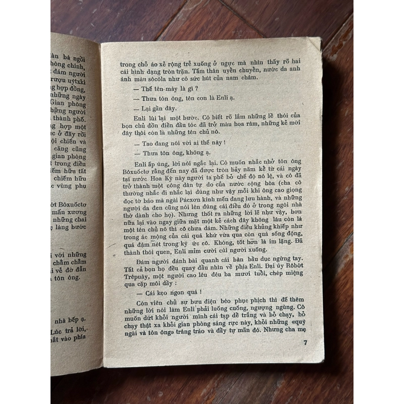 Những Người Bị Kết Án Bất Tử – Tiểu thuyết 495973