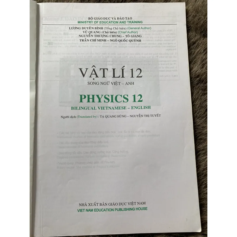 (Song ngữ) Vật Lí 12 song ngữ Việt Anh 603160
