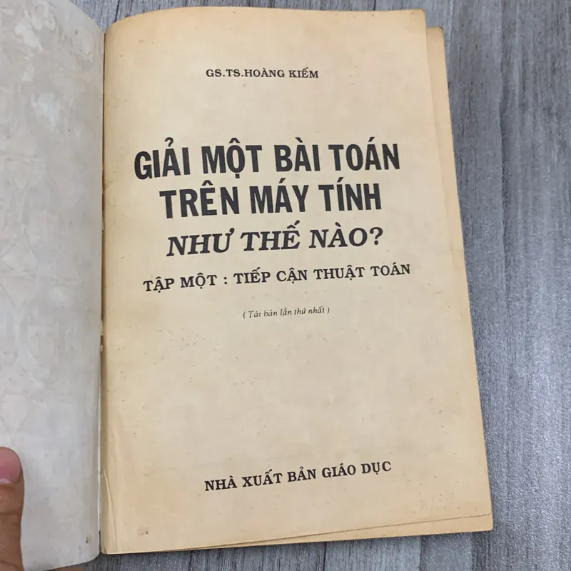 Giải một bài toán trên máy tính như thế nào. 3a2 718537