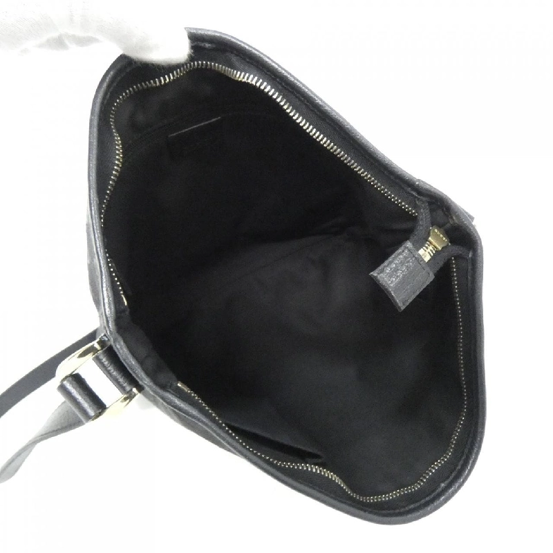 Gucci 131326 F4DYG Túi đeo vai - Hàng hiệu Chính hãng 763999