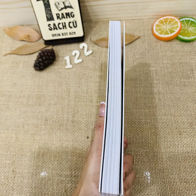 Sống trong thế giới đàn ông 929852