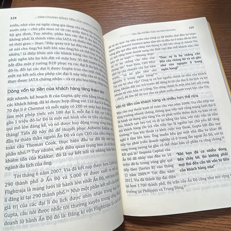 Kinh doanh bằng tiền của khách hàng TS. John Mullins 357018